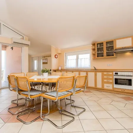 Апартаменты Petra By Interhome *